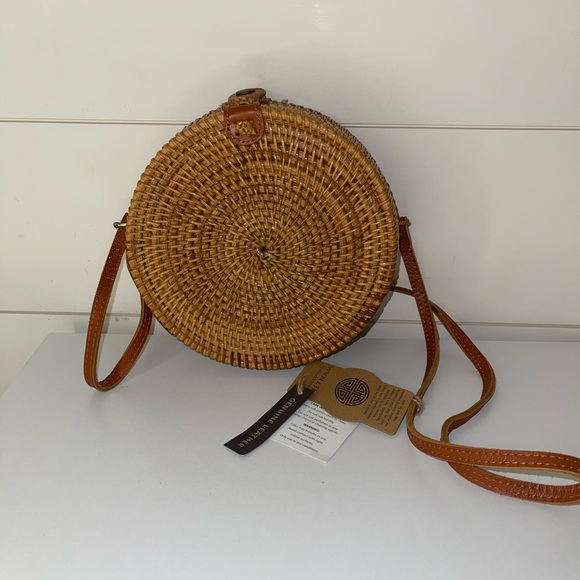 Handbags - Round Woven Tan Crossbody Bag